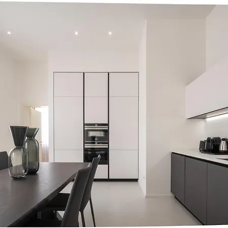 Design With Balcony On The Grand Canal R&r Apartamento